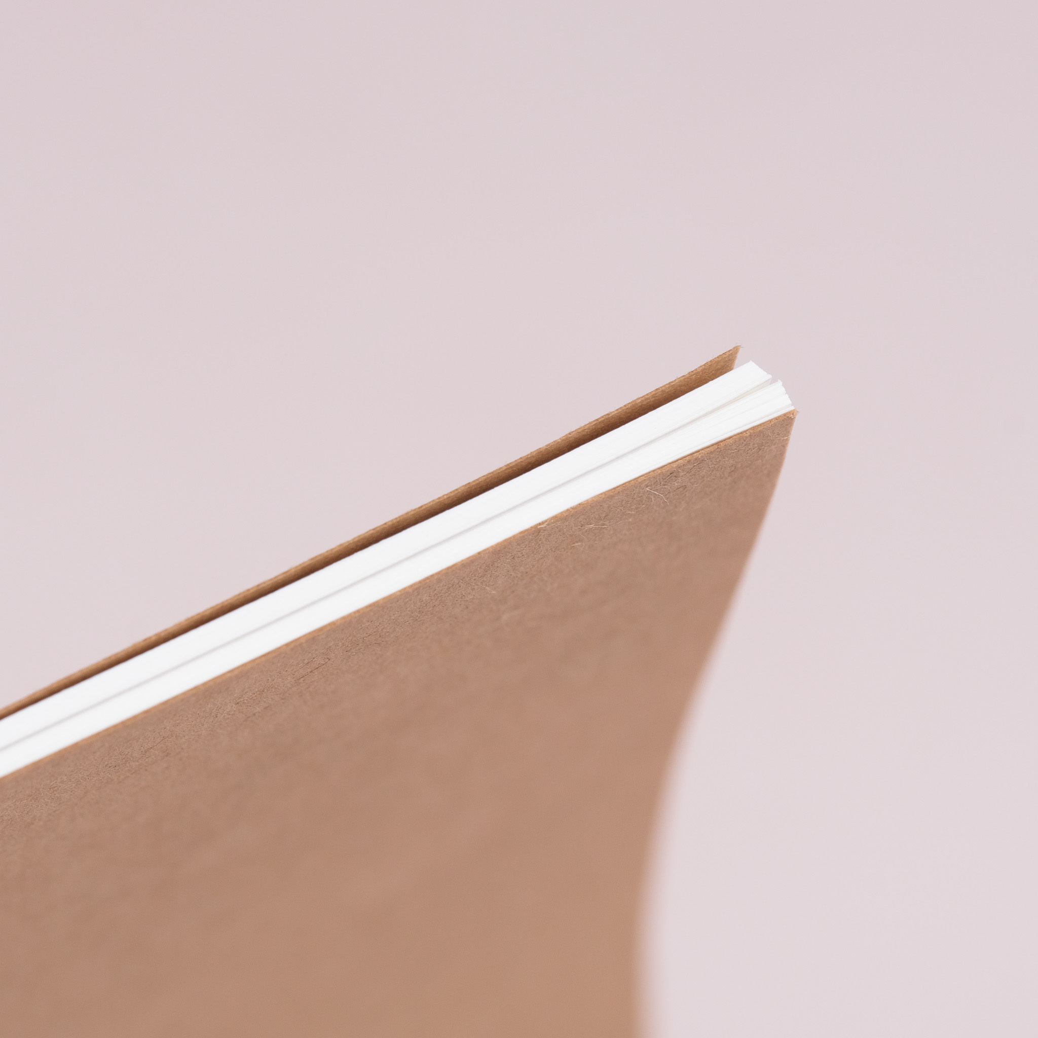 A5 白色52磅巴川紙 線裝筆記本 / SAKAE TP / JAPAN