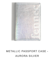 METALLIC PASSPORT CASE - AURORA SILVER