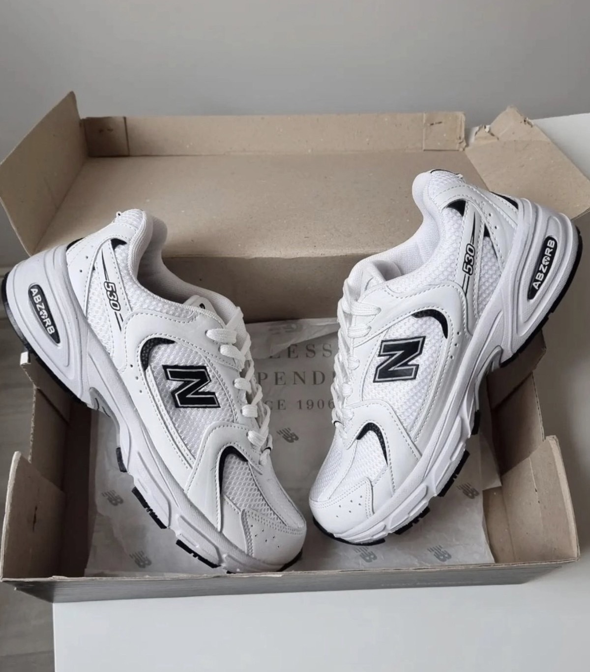 New Balance MR 530 EWB 復古鞋