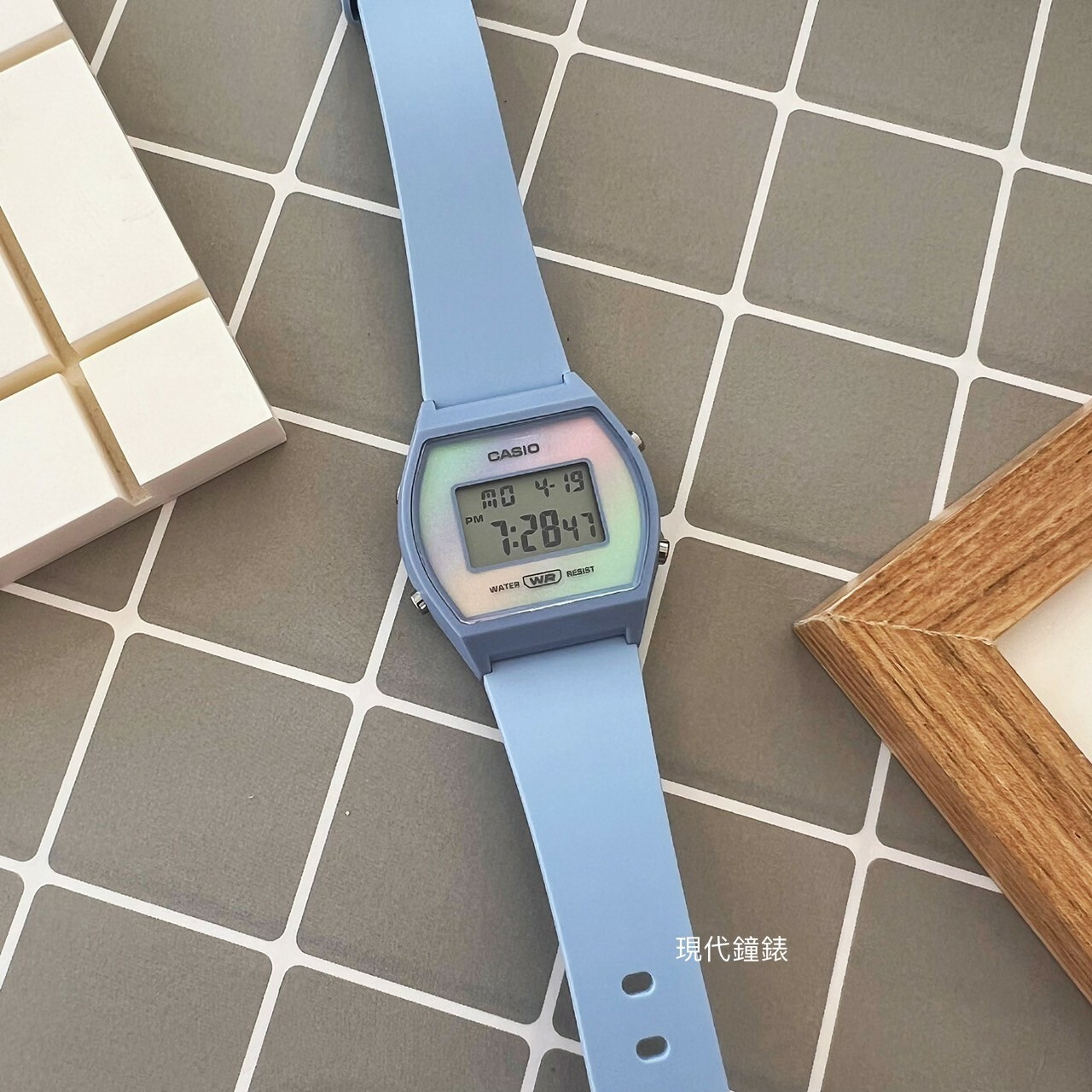 【CASIO 卡西歐】粉彩漸層電子錶 LW-205H-2A 35mm 現代鐘錶