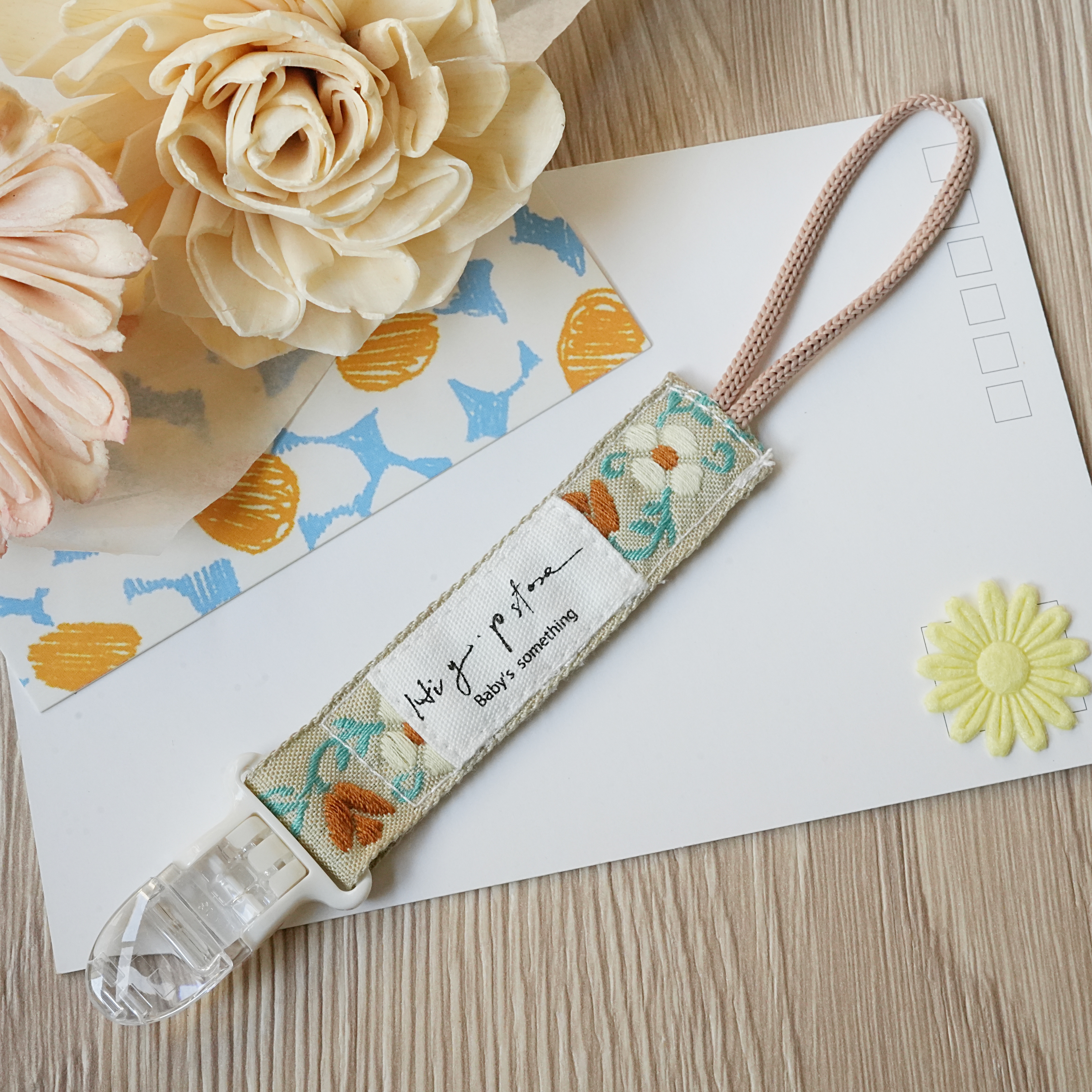 Hi Y.P store-緞帶款-波西米亞白色花朵短版