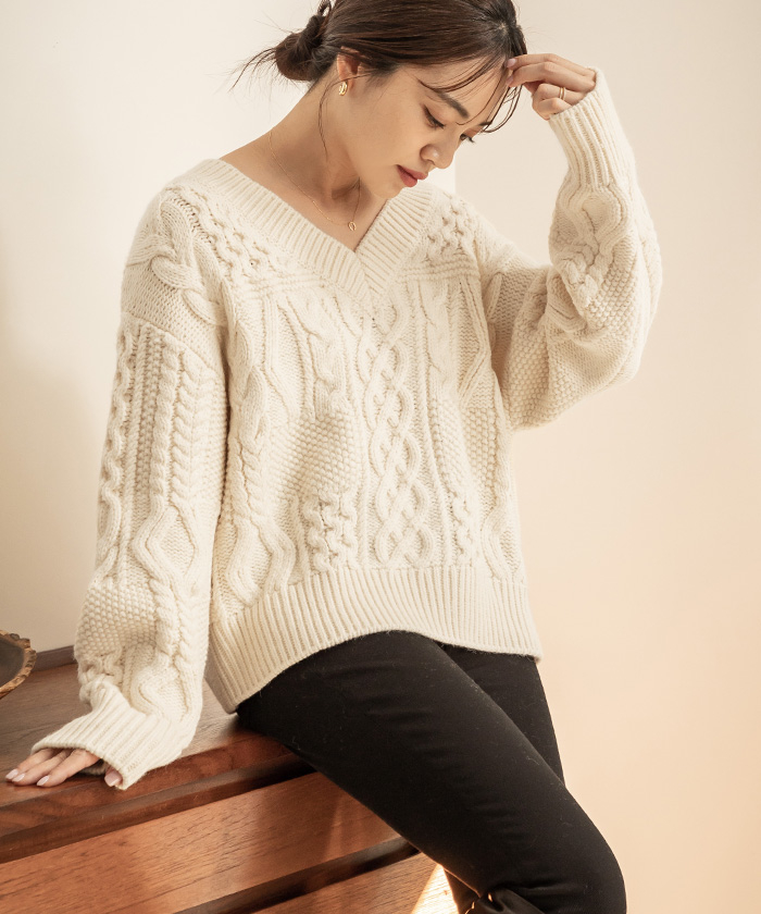 ur’sVネックローゲージケーブルニット米S（BCXN1613)