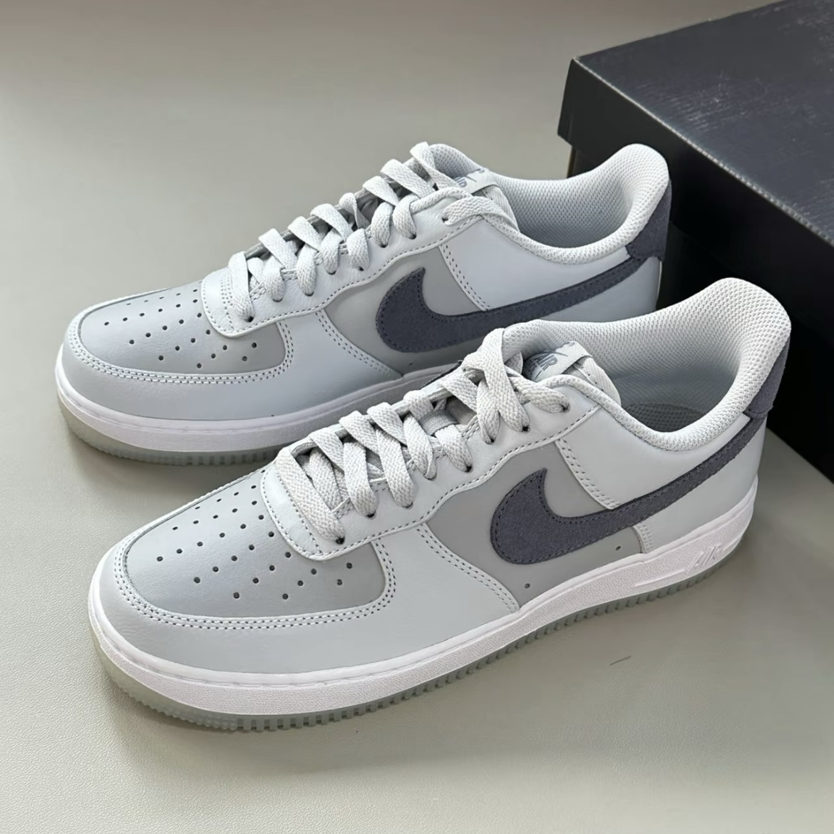 Nike Air Force 1 Low Light Smoke Grey 隕石灰 煙灰 水晶底 拼接 男鞋 FJ4170-001