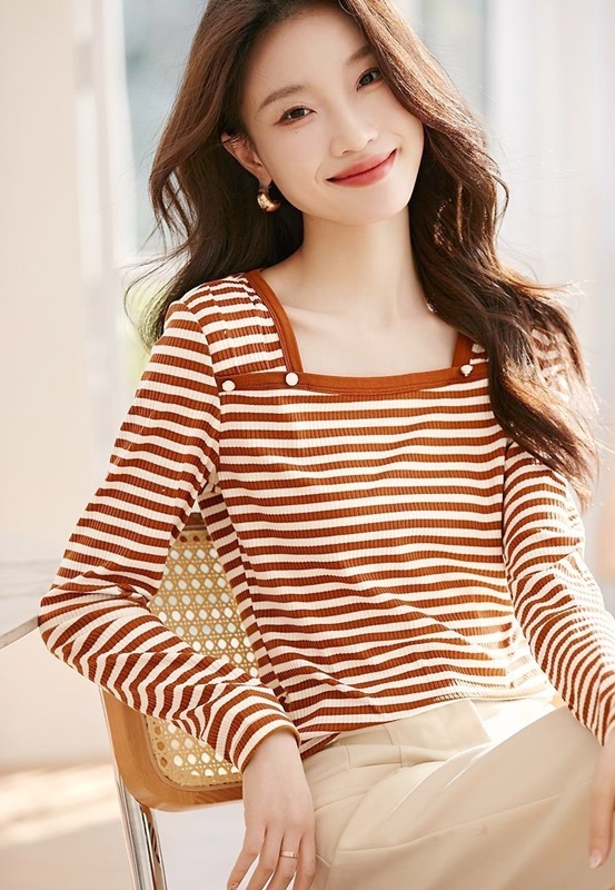 方領細條紋上衣 條紋