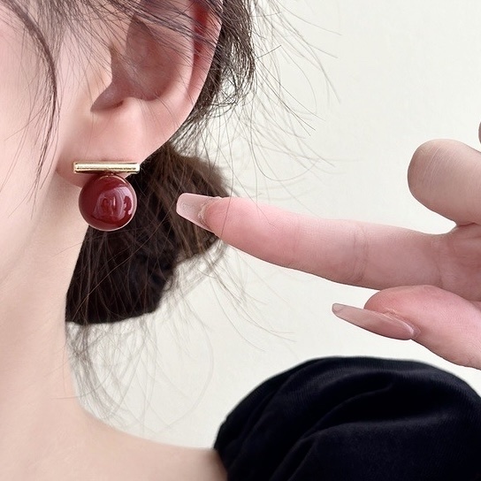 14k低調金條紅珍珠溫柔耳釘