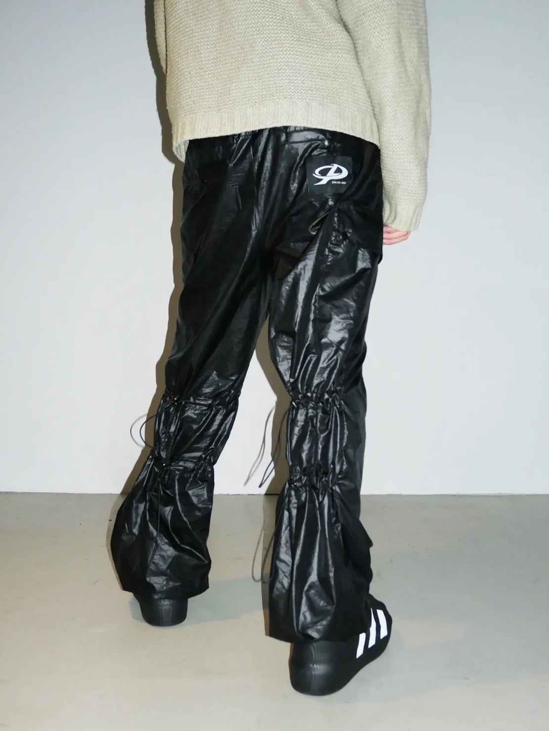 OPO 後綁腿尼龍長褲