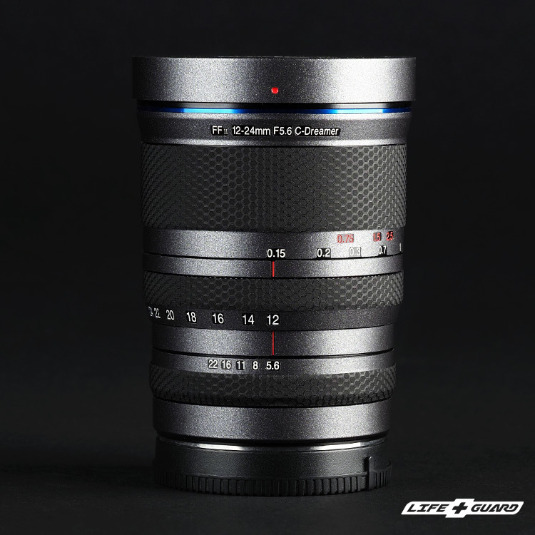 霧灰貼膜質感特寫，LIFE+GUARD 設計風格