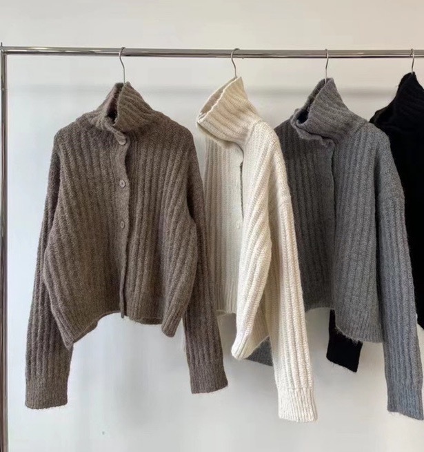 厚磅羊毛翻領針織毛衣/三色