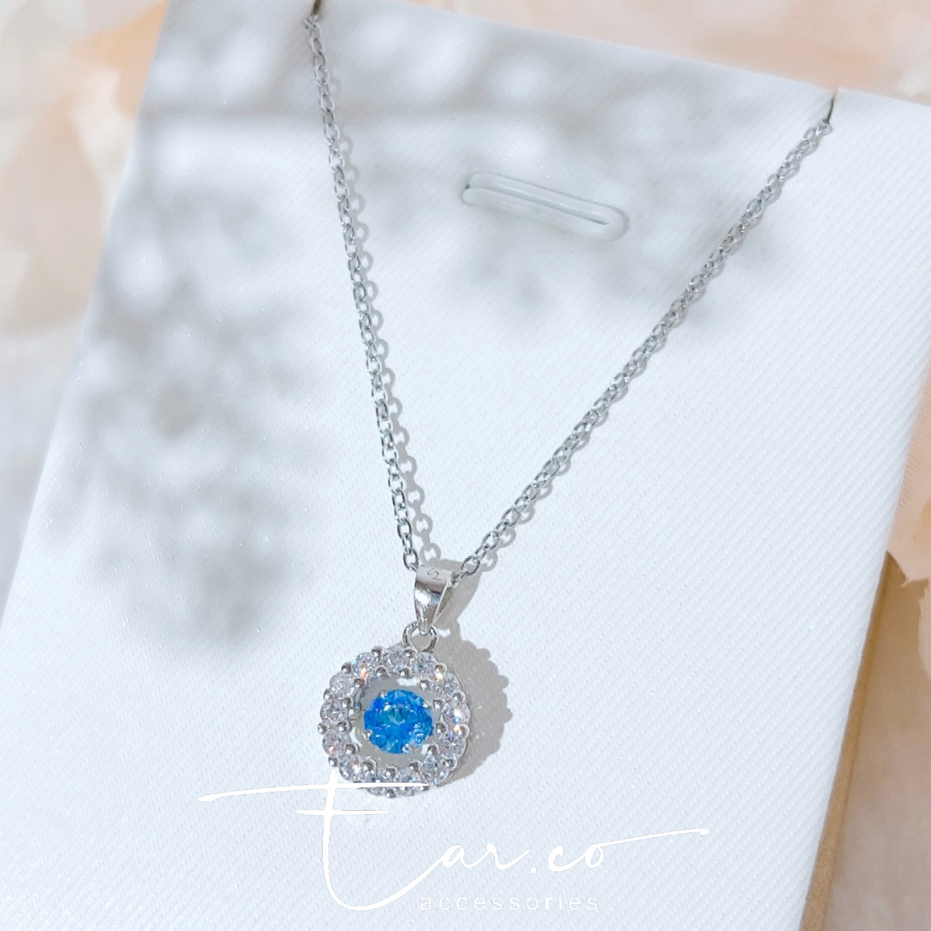 [BLUE] 簡約極閃圓形Dancing Stone純銀頸鏈