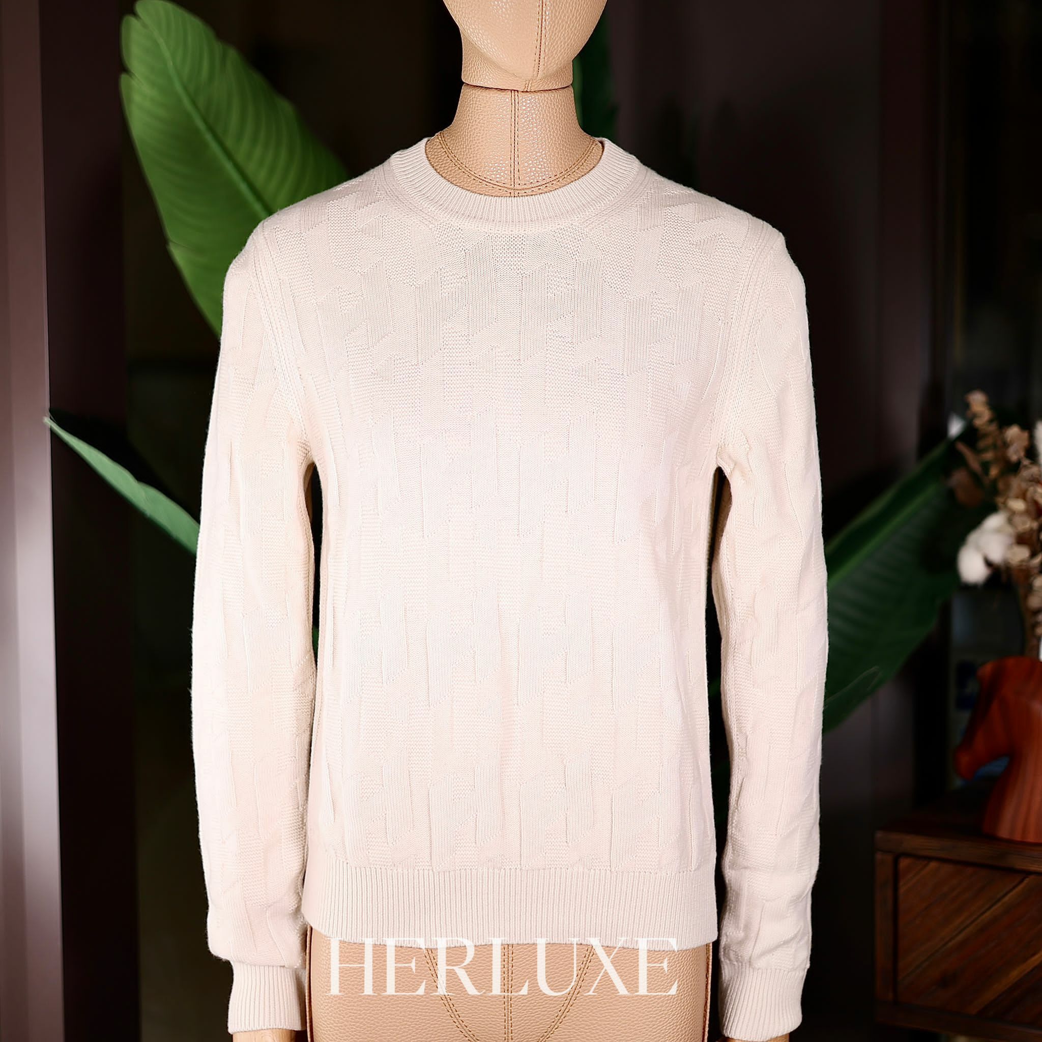 H long-sleeve sweater (可預訂size)