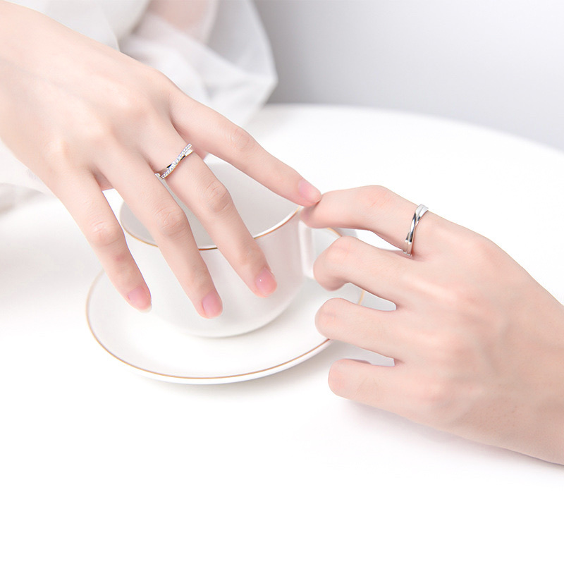 「勇敢愛 」情侶戒指💍 ｜S925純銀或鍍銀｜活口對戒｜免費刻字✒️｜