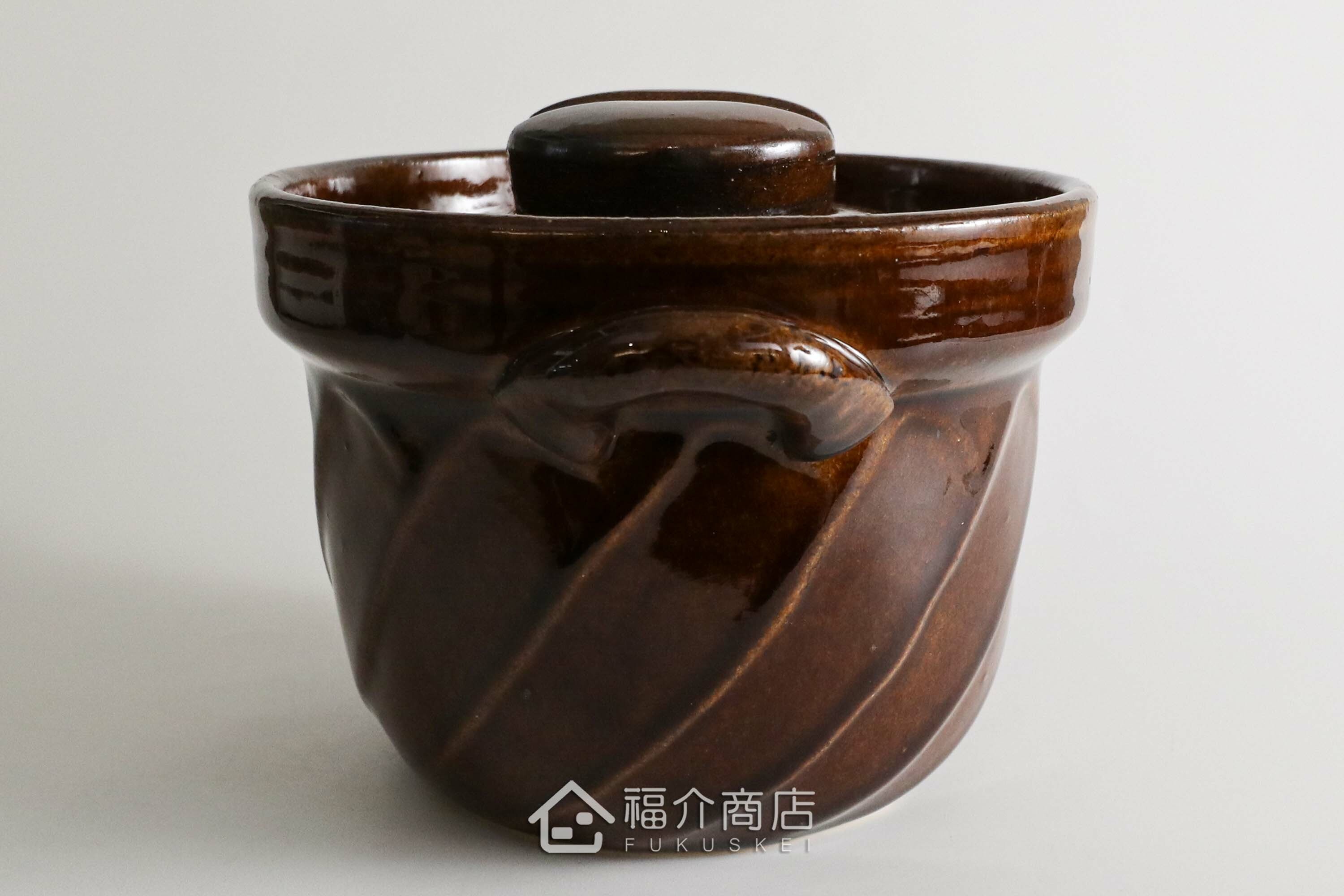 煮飯用陶瓷材質的飯鍋