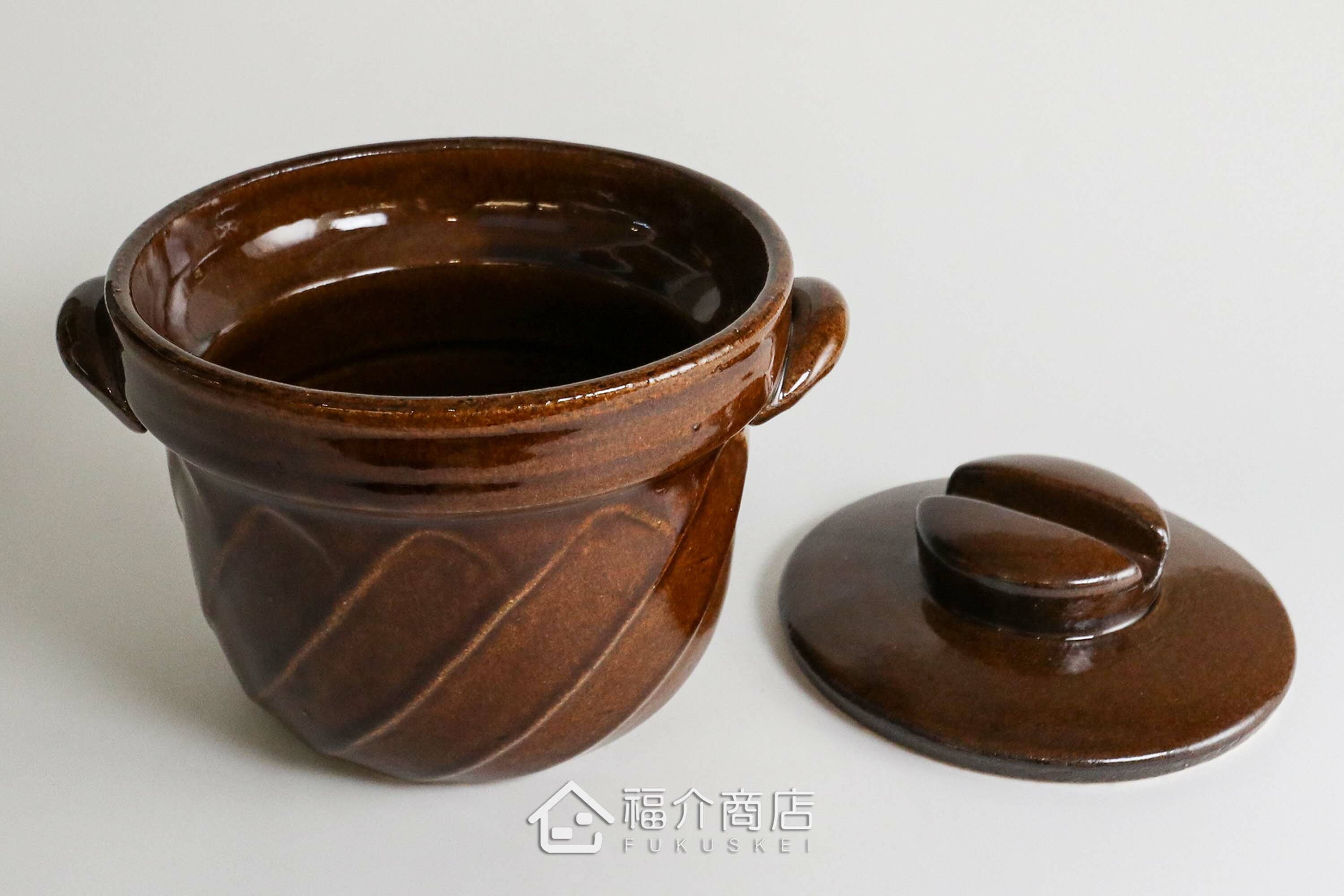 煮飯用陶瓷材質的飯鍋