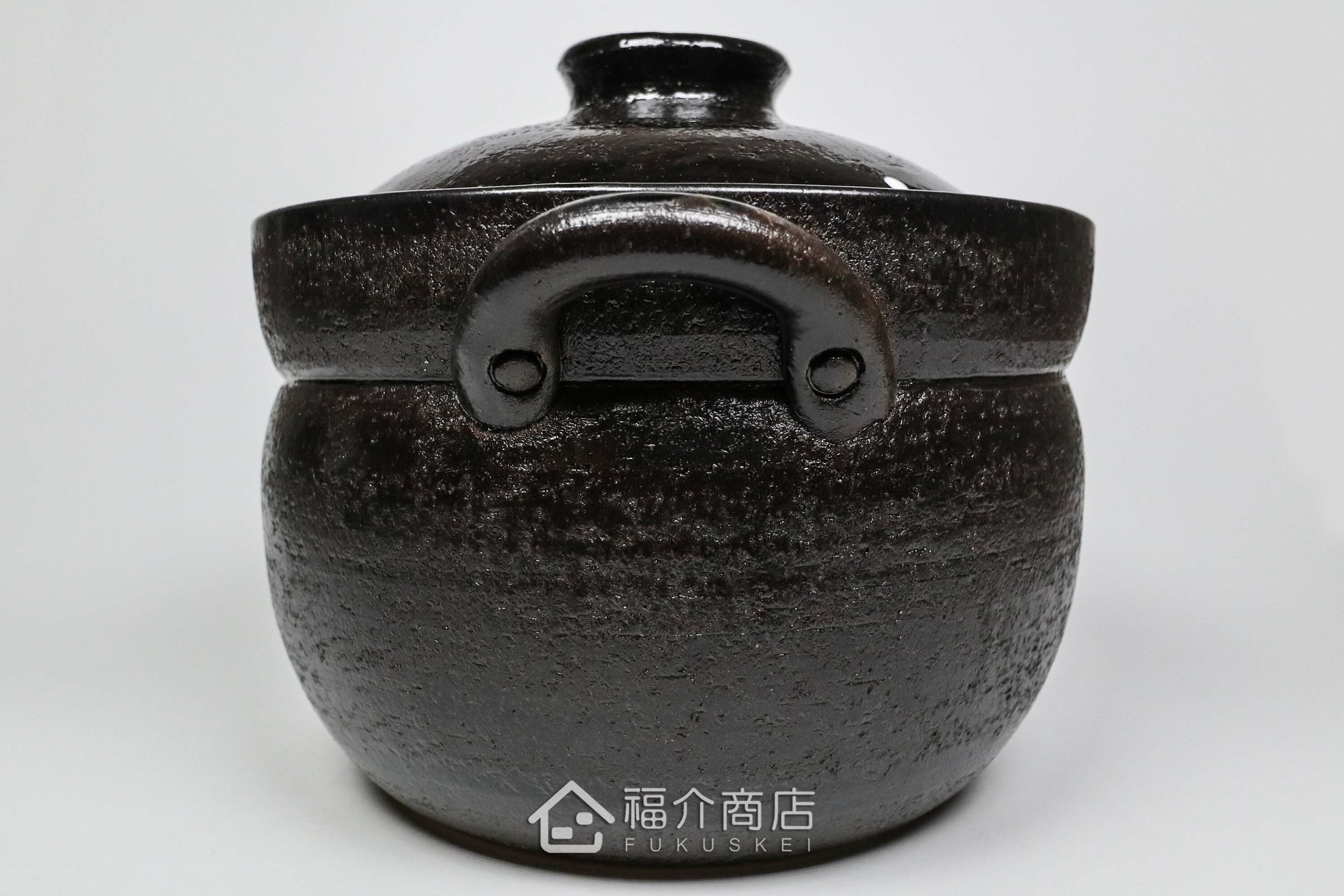 煮飯用陶瓷材質的飯鍋