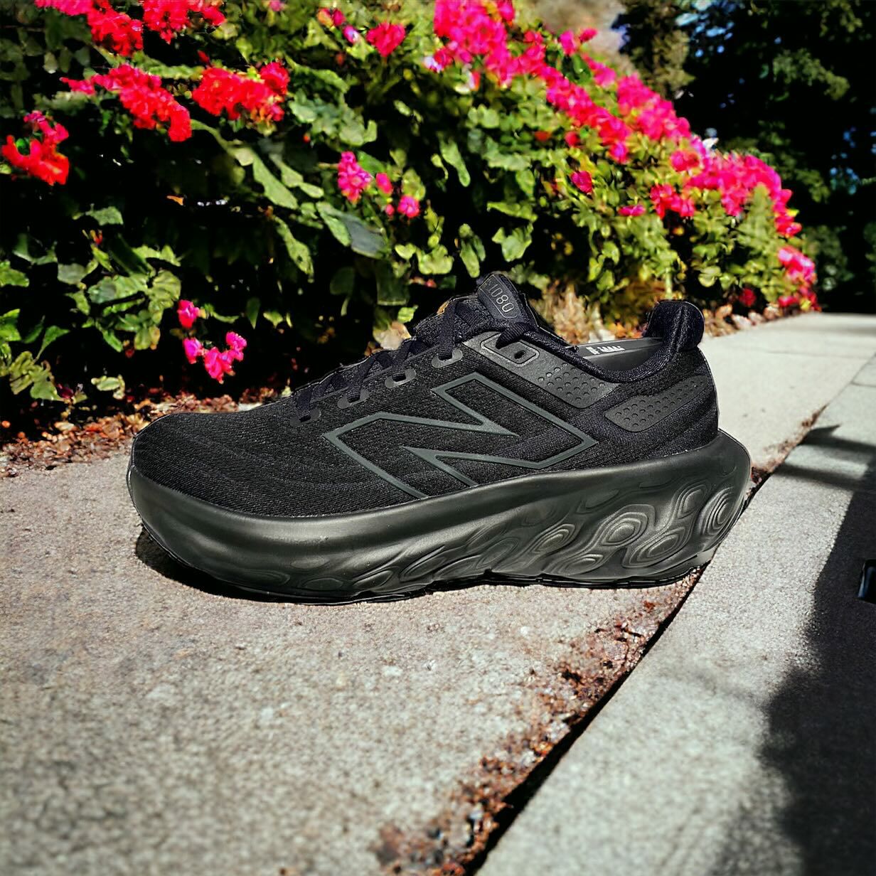 New balance m1080 x fresh foam 鞋底設計 黑魂 M1080T13