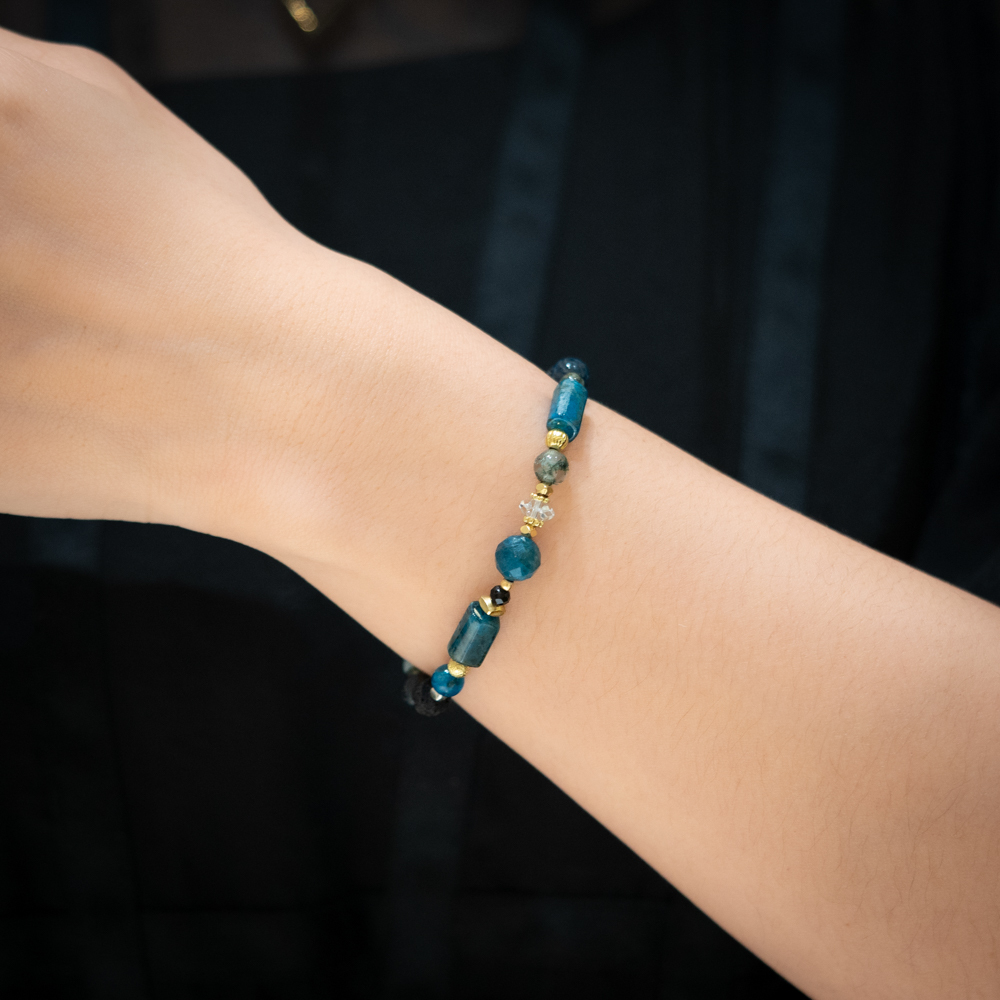 童趣島嶼｜磷灰石海藻玉手鍊 C1576