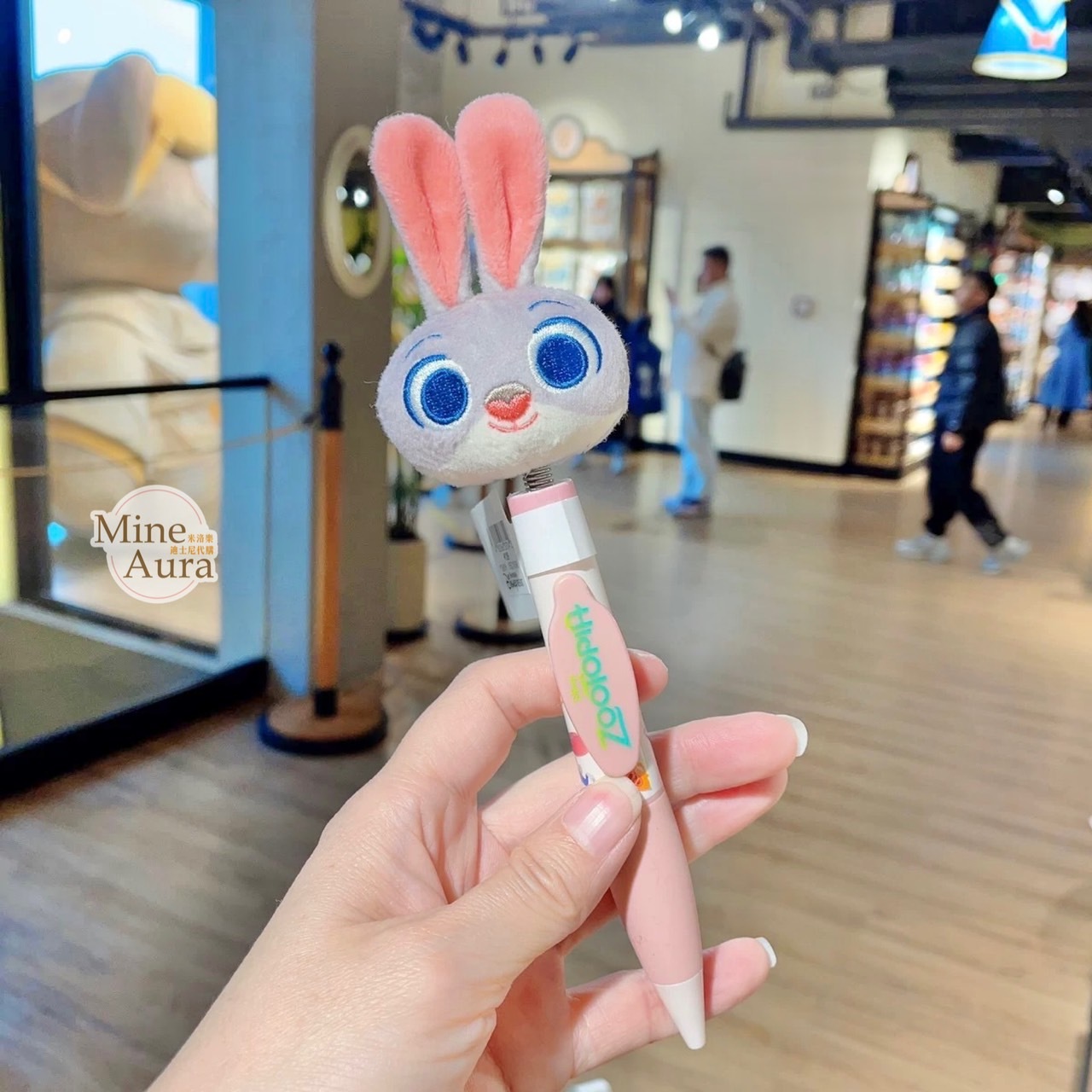 哈茱蒂 Judy 兔 絨毛大頭搖頭 圓珠筆 動物方城市 Zootopia -上海迪士尼樂園