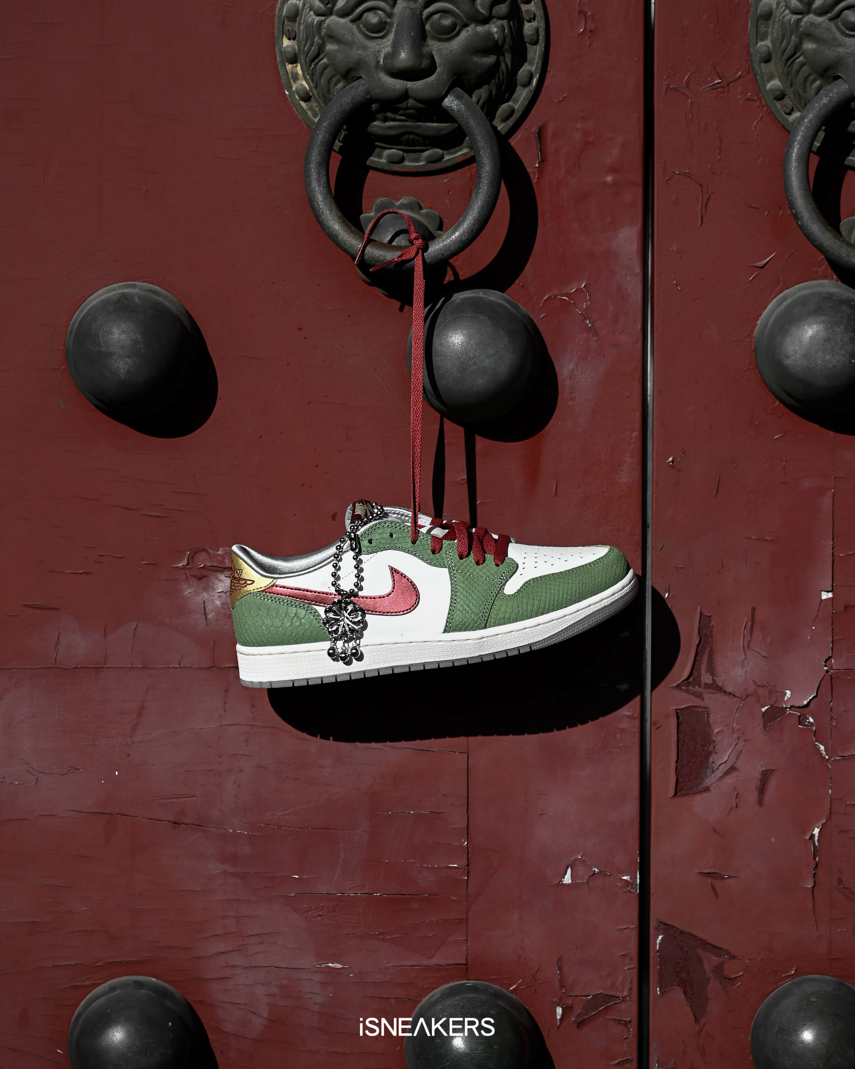 iSNEAKERS｜Air Jordan 1 Low OG "Chinese New Year" 龍年限定 青龍 FN3727-100