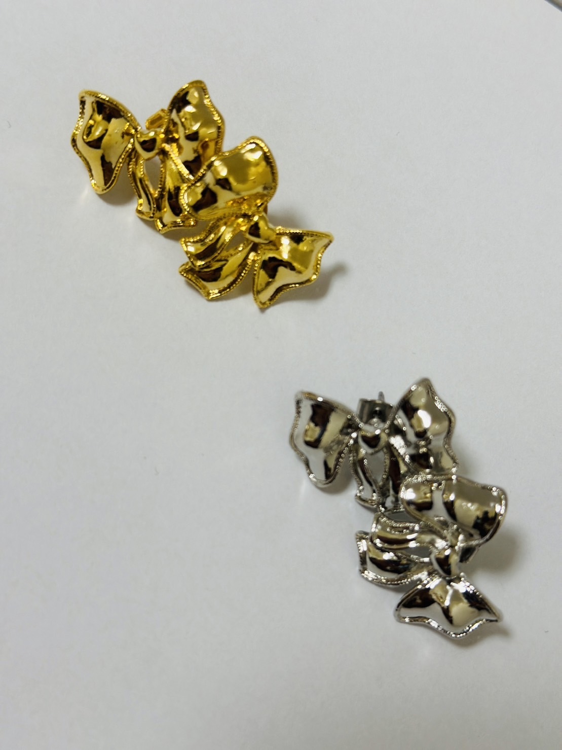 (現貨) 蝴蝶結貼耳耳環 FA80