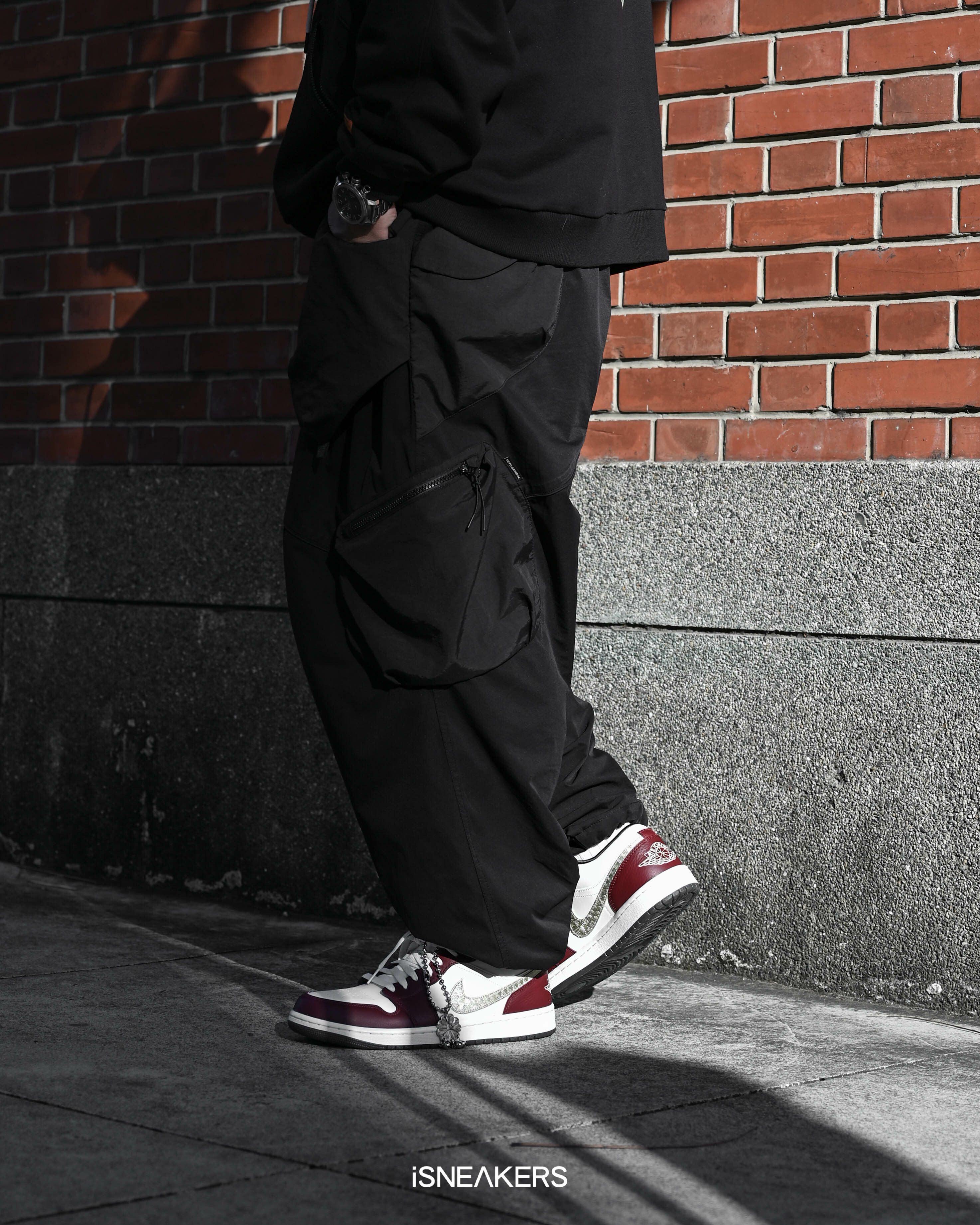 iSNEAKERS｜Air Jordan 1 Low SE "Year of the Dragon" 龍年限定 酒紅 FJ5735-100