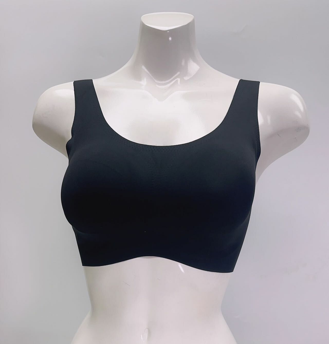 JB2B 承托力極好SPORT BRA BLACK -M