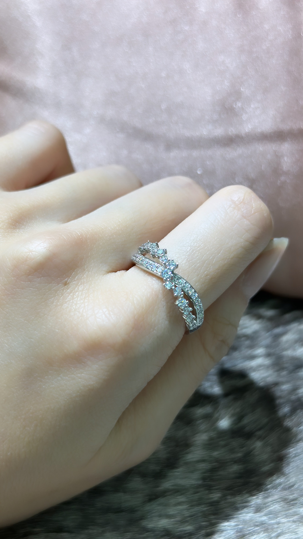 R6193 Aurora with Star Ring