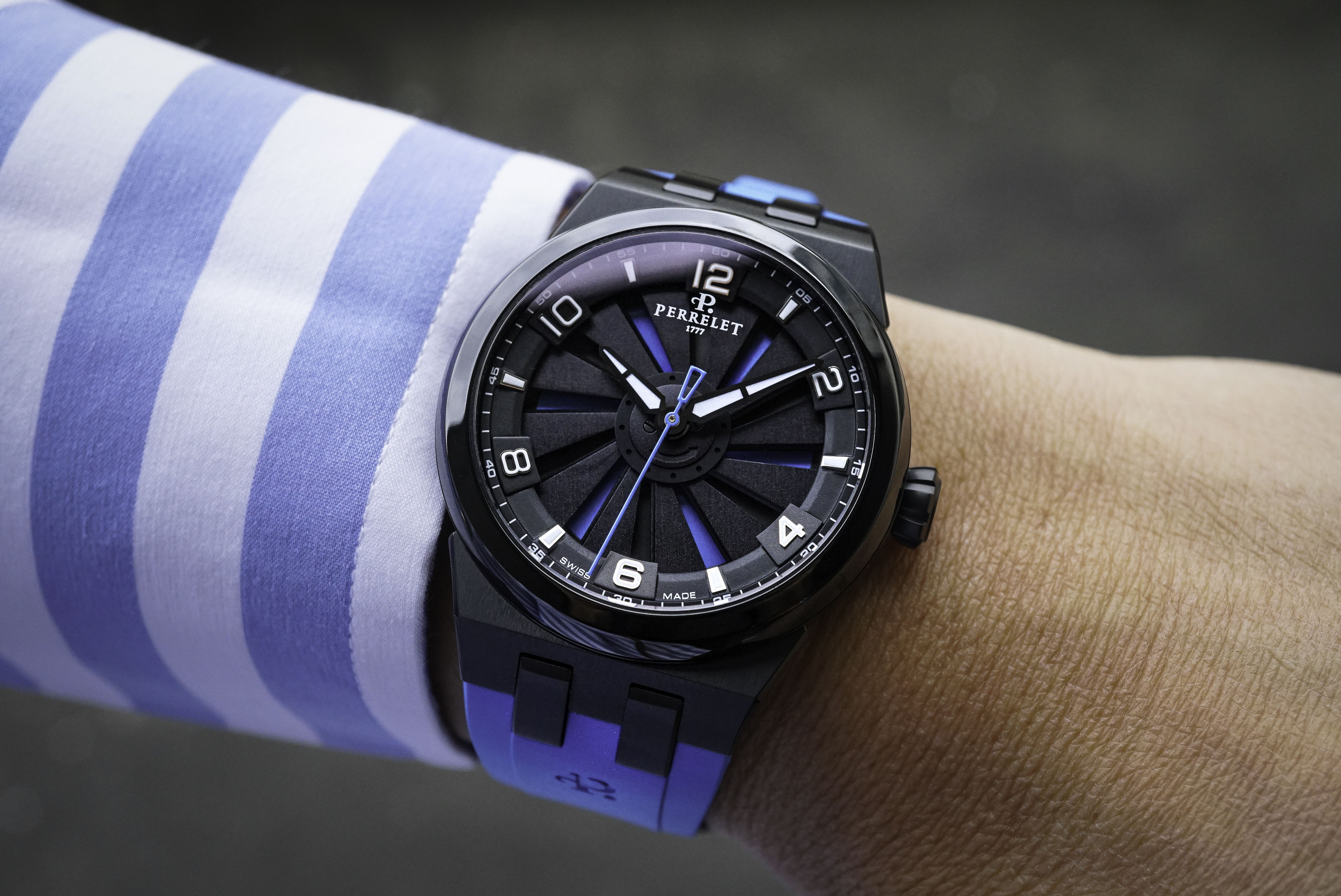 TURBINE 41 TITANIUM BLUE