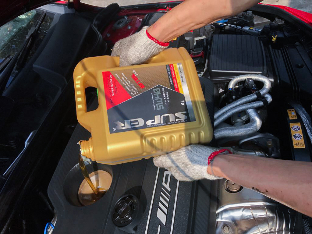 Suitable for Mercedes-Benz GLA45: Super Nano ESTER Plus 5W40 Motor Oil