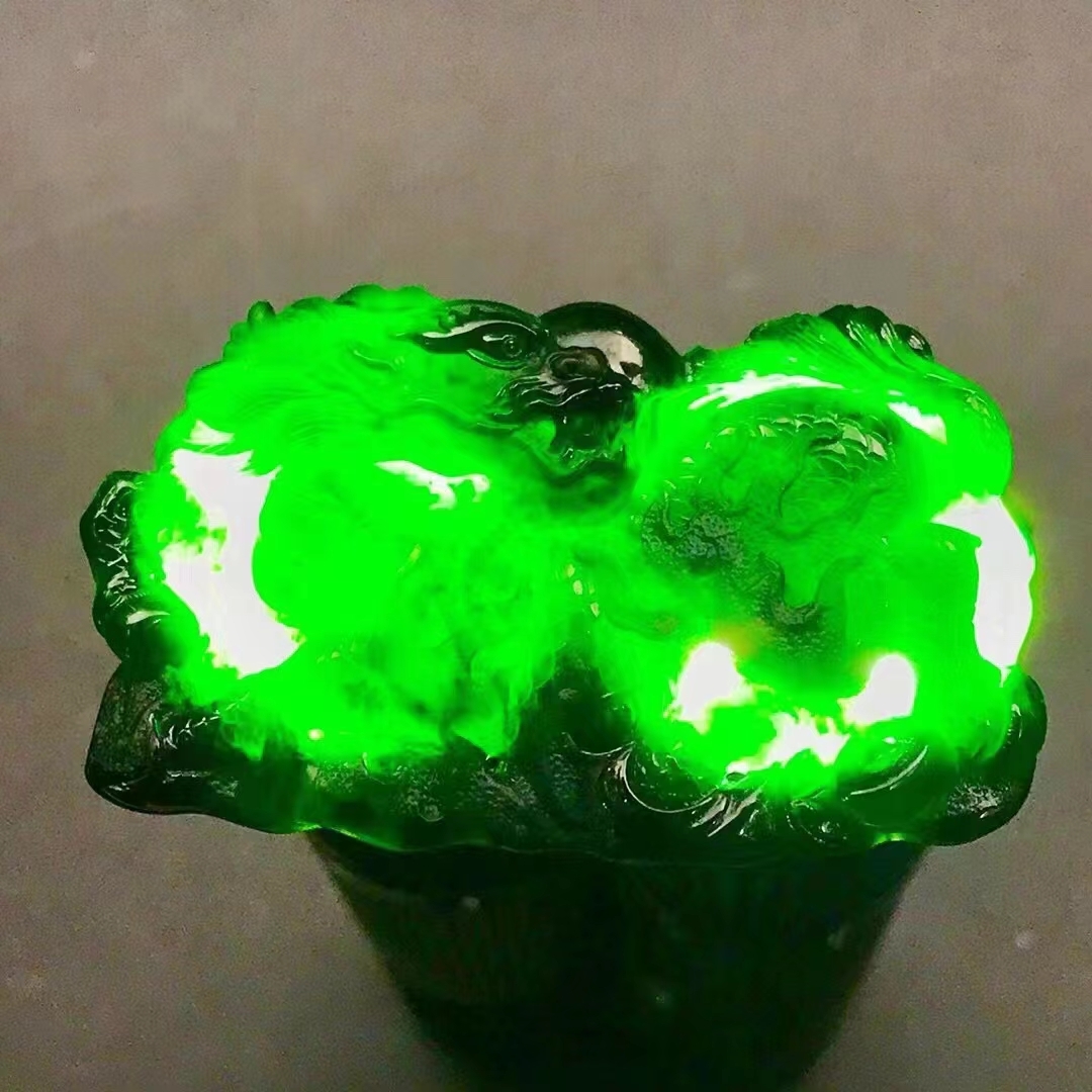 12555 墨翠瑞獸麒麟