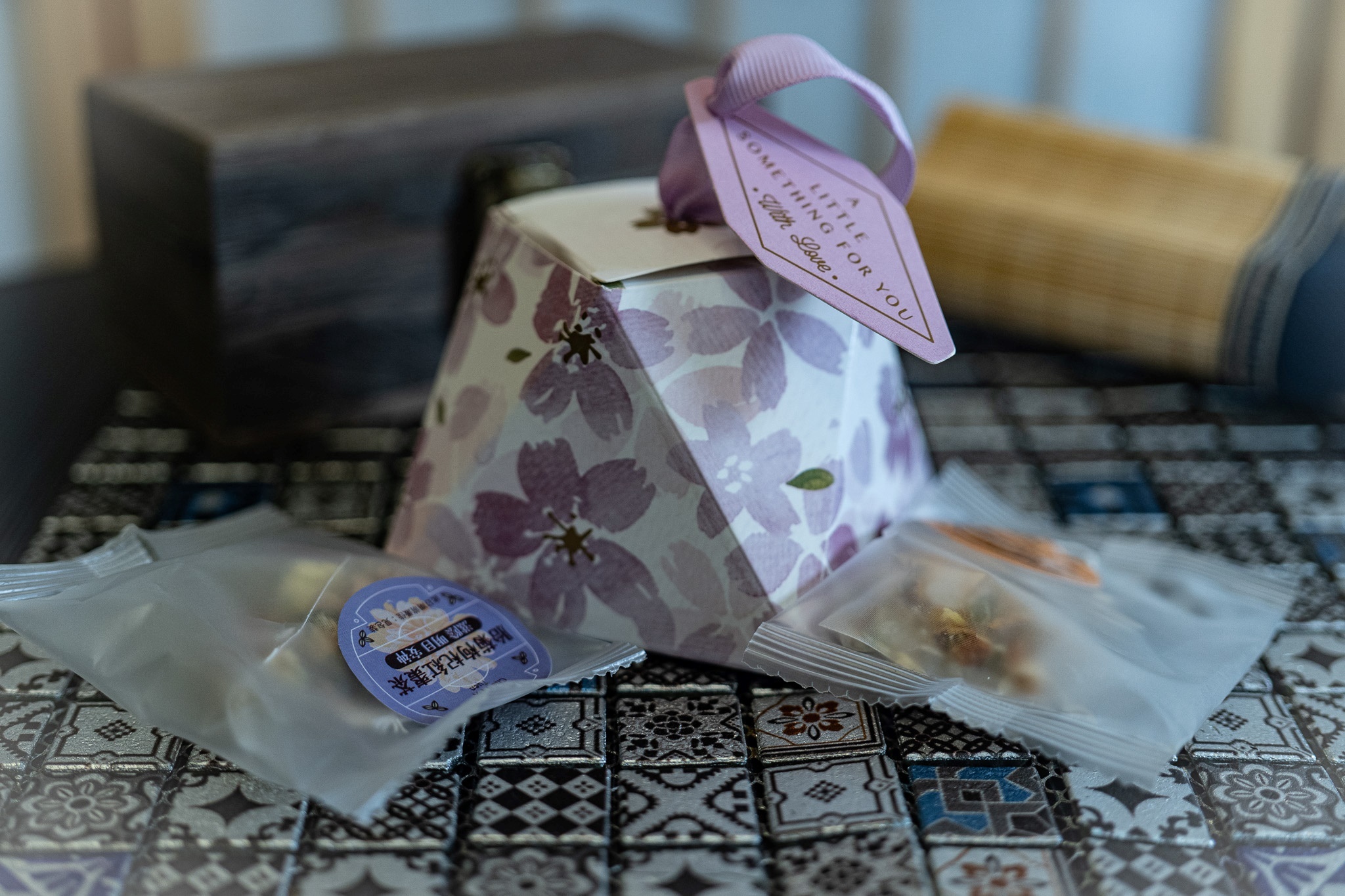 婚宴回禮 禮盒009 + 2包自選茶包 (15種口味可選)