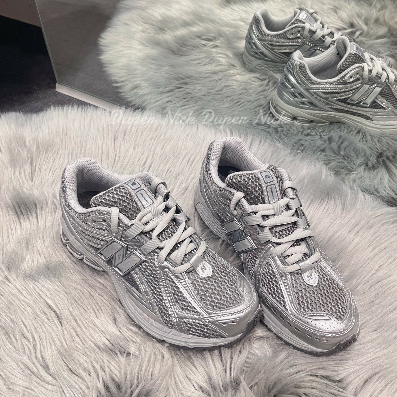 NEW BALANCE 1906R 煙灰銀