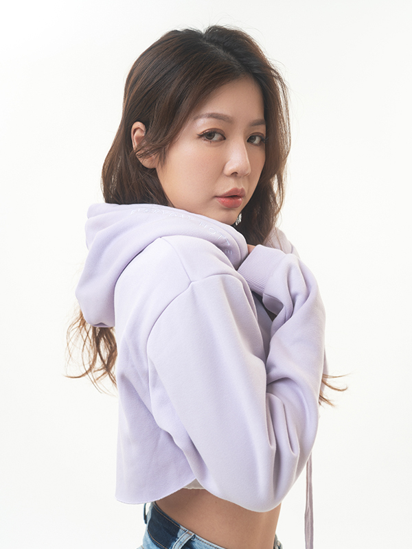 A Little Bit Hot | 今天小辣 短版帽踢 薰衣草紫