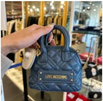 [S] LOVE MOSCHINO JC4324PP0FLA0750 SMALL QUILTED BAG,NAVY, 72013200005 (SLM207)