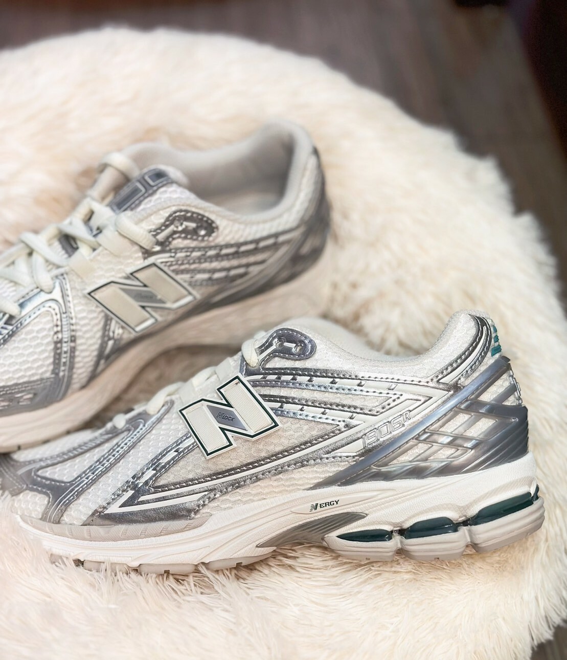 NEW BALANCE NB 1906 白灰銀 Y2K 復古 情侶鞋 男女 M1906REE