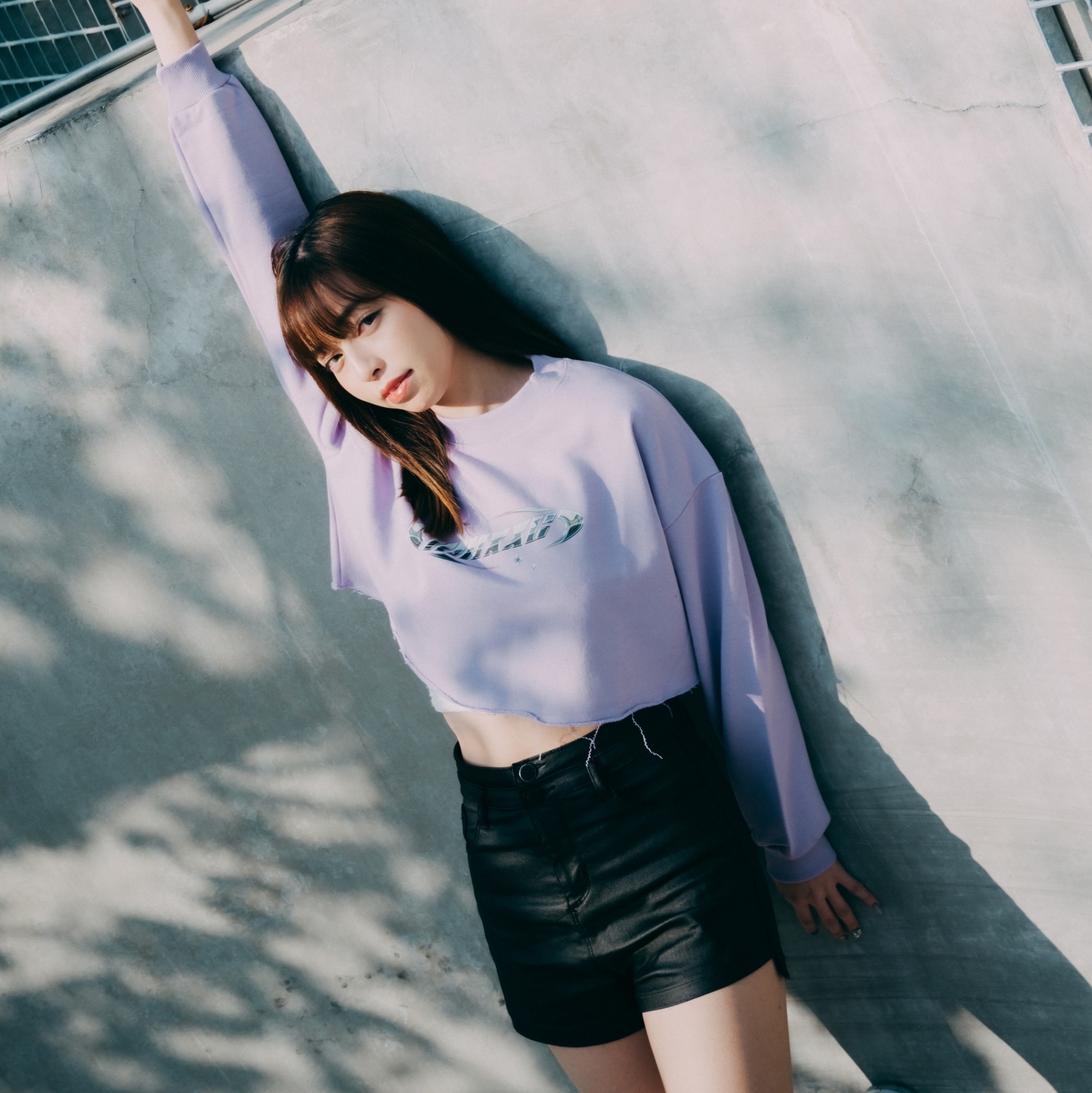 MAXXC 星際亮點短版大學T-粉紫