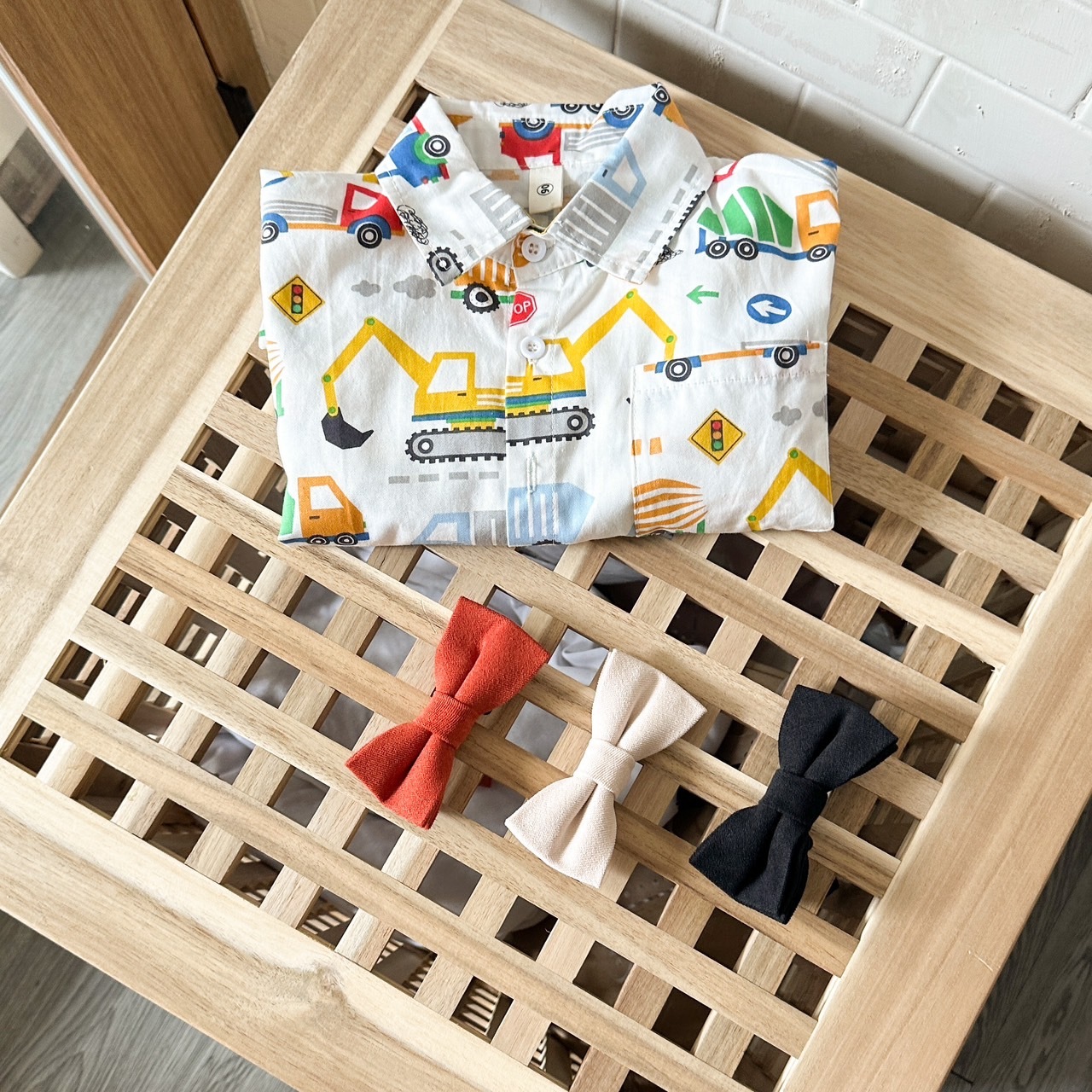 繽紛滿印車車長袖襯衫(80-140)