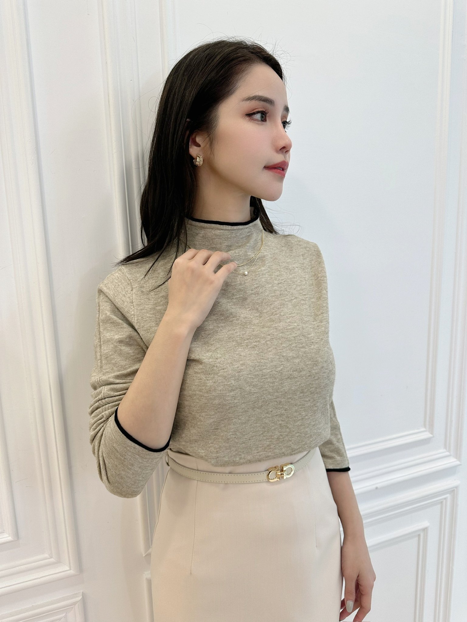 立領滾邊針織上衣