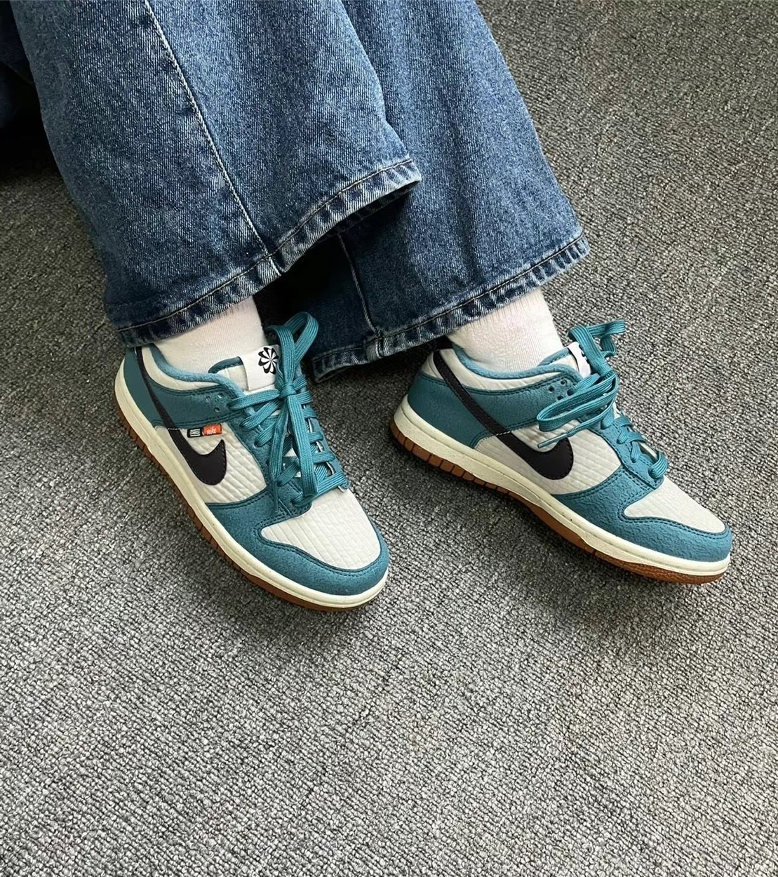 KTQ STORE ‧  Nike Dunk Low (GS) 灰藍 環保材質 燈芯絨 DC9561-400