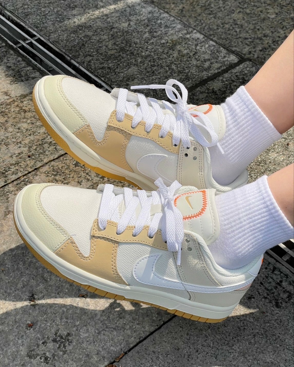 KTQ STORE ‧  Nike Dunk Low SE"Pale Vanilla and Sail" 白黃 FJ5475-100