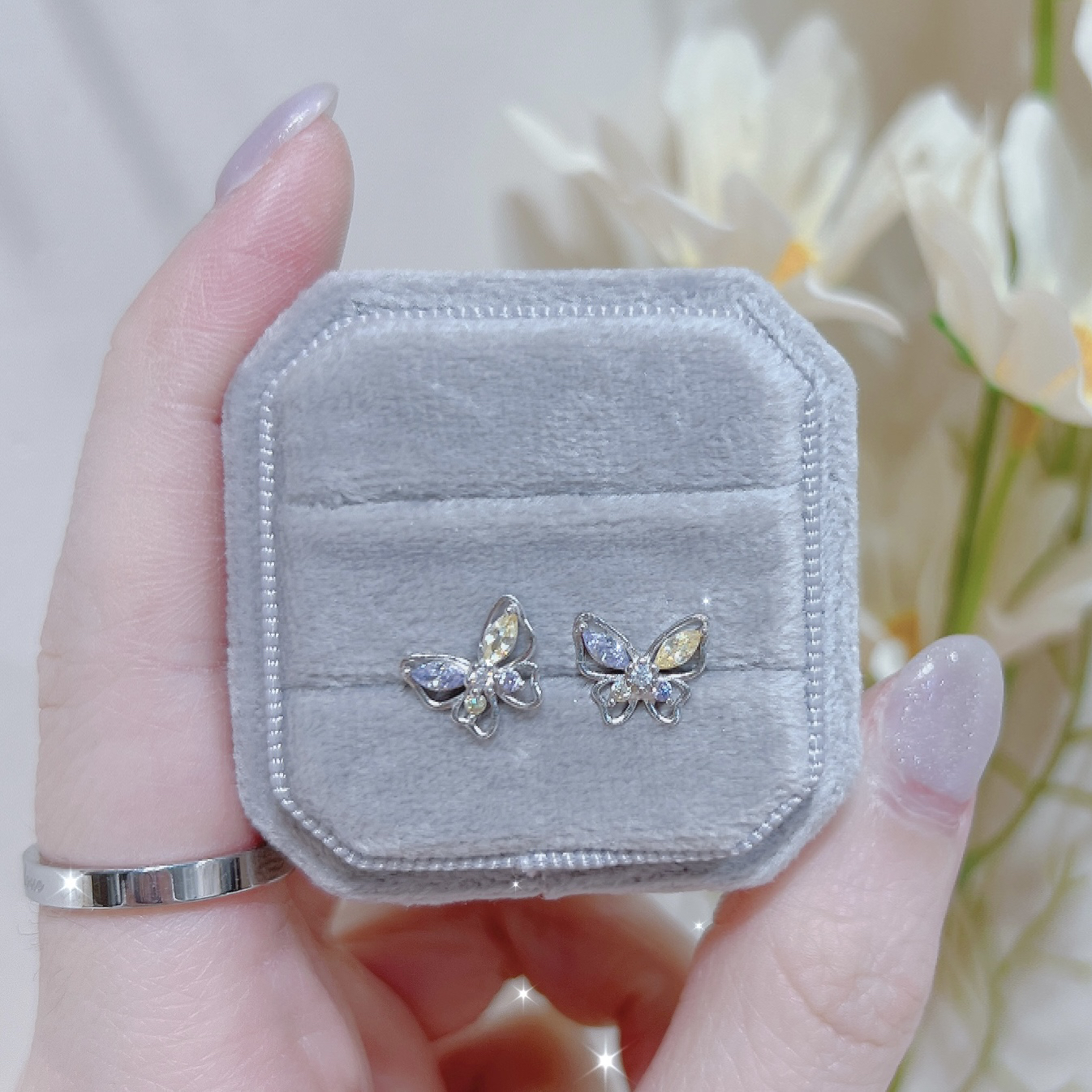 彩色蝴蝶純銀耳骨釘 [一對] #P049