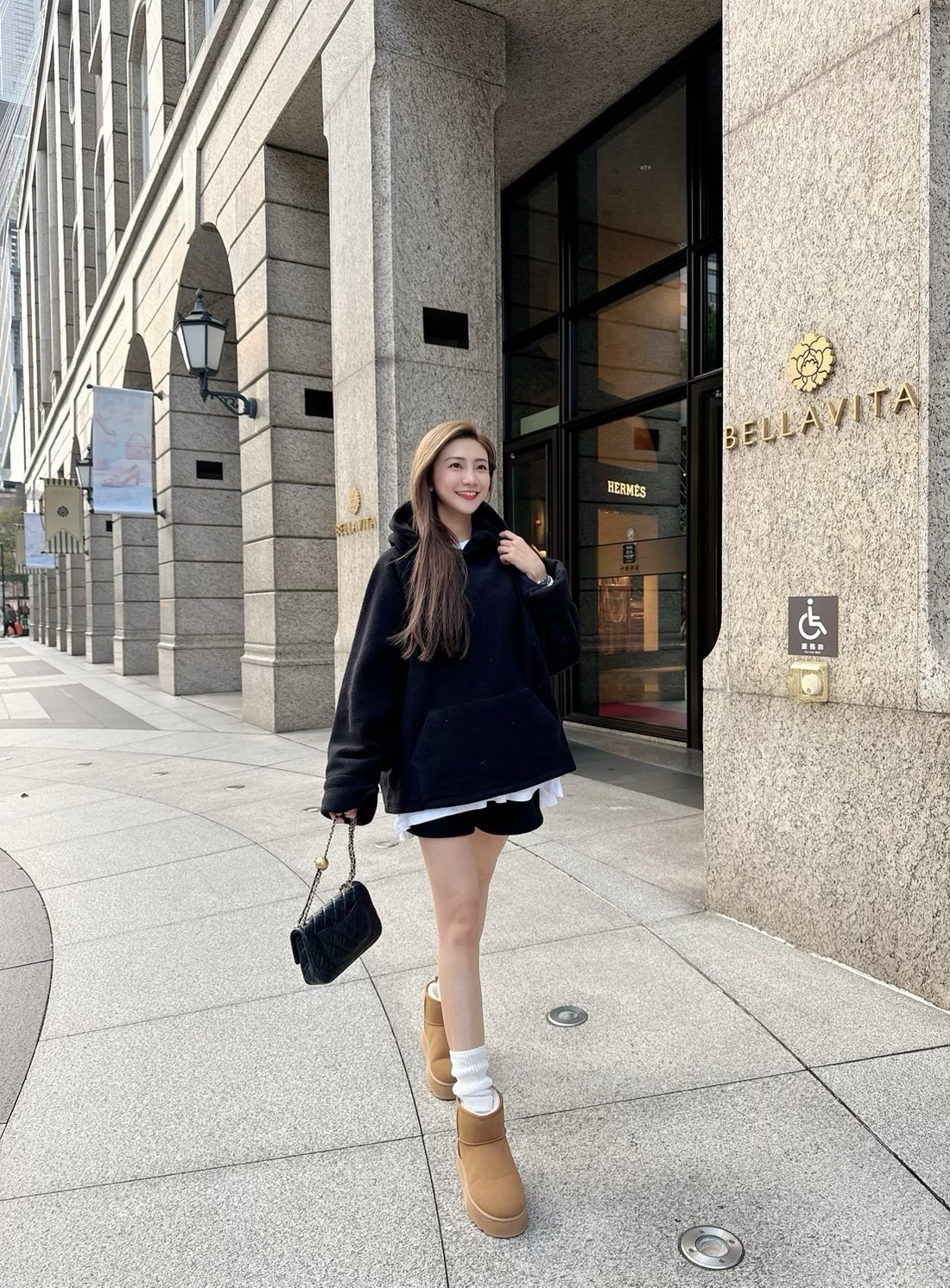 【預購】限時套裝價🔥01.10直播新品］💥闆娘ㄉ最愛］🇰🇷正韓超可愛保暖熊熊毛連帽口袋上衣+熊熊鬆緊腰短褲（可分開購買，黑色/兩色）