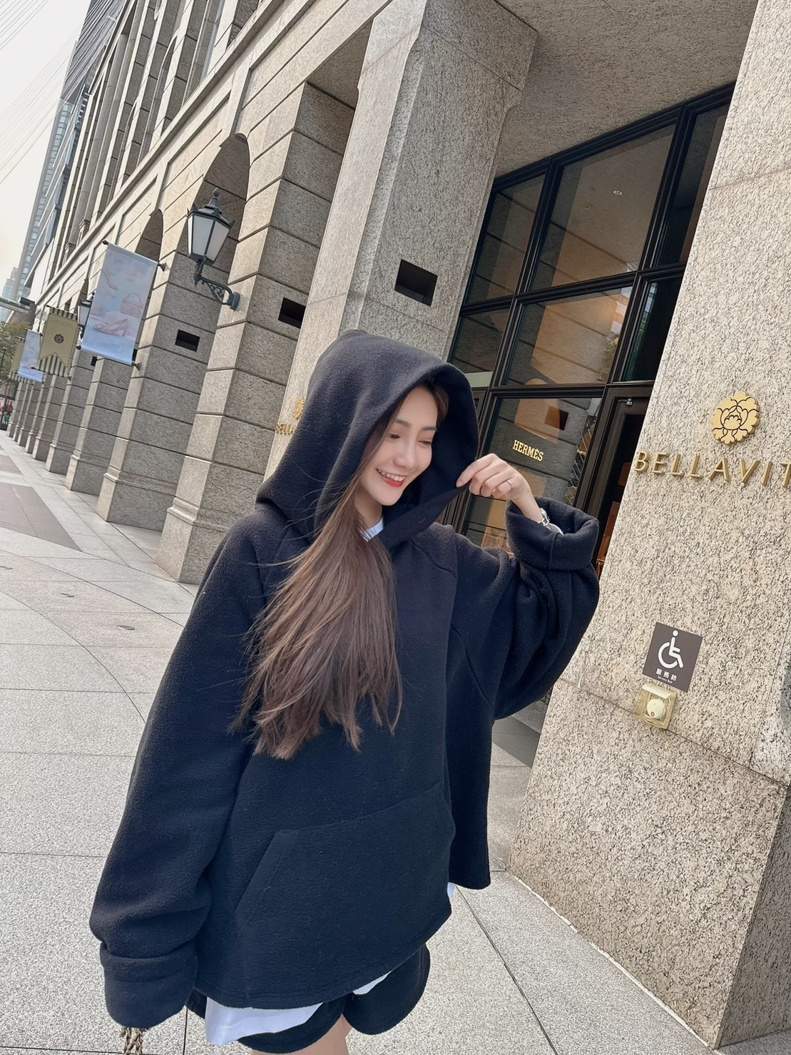 【預購】限時套裝價🔥01.10直播新品］💥闆娘ㄉ最愛］🇰🇷正韓超可愛保暖熊熊毛連帽口袋上衣+熊熊鬆緊腰短褲（可分開購買，黑色/兩色）