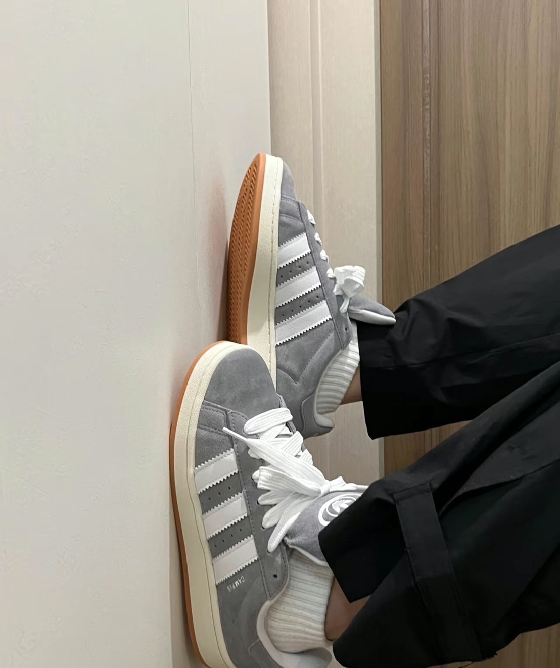 KTQ STORE ‧  ADIDAS ORIGINAL CAMPUS 00S 經典 復古灰 HQ8707