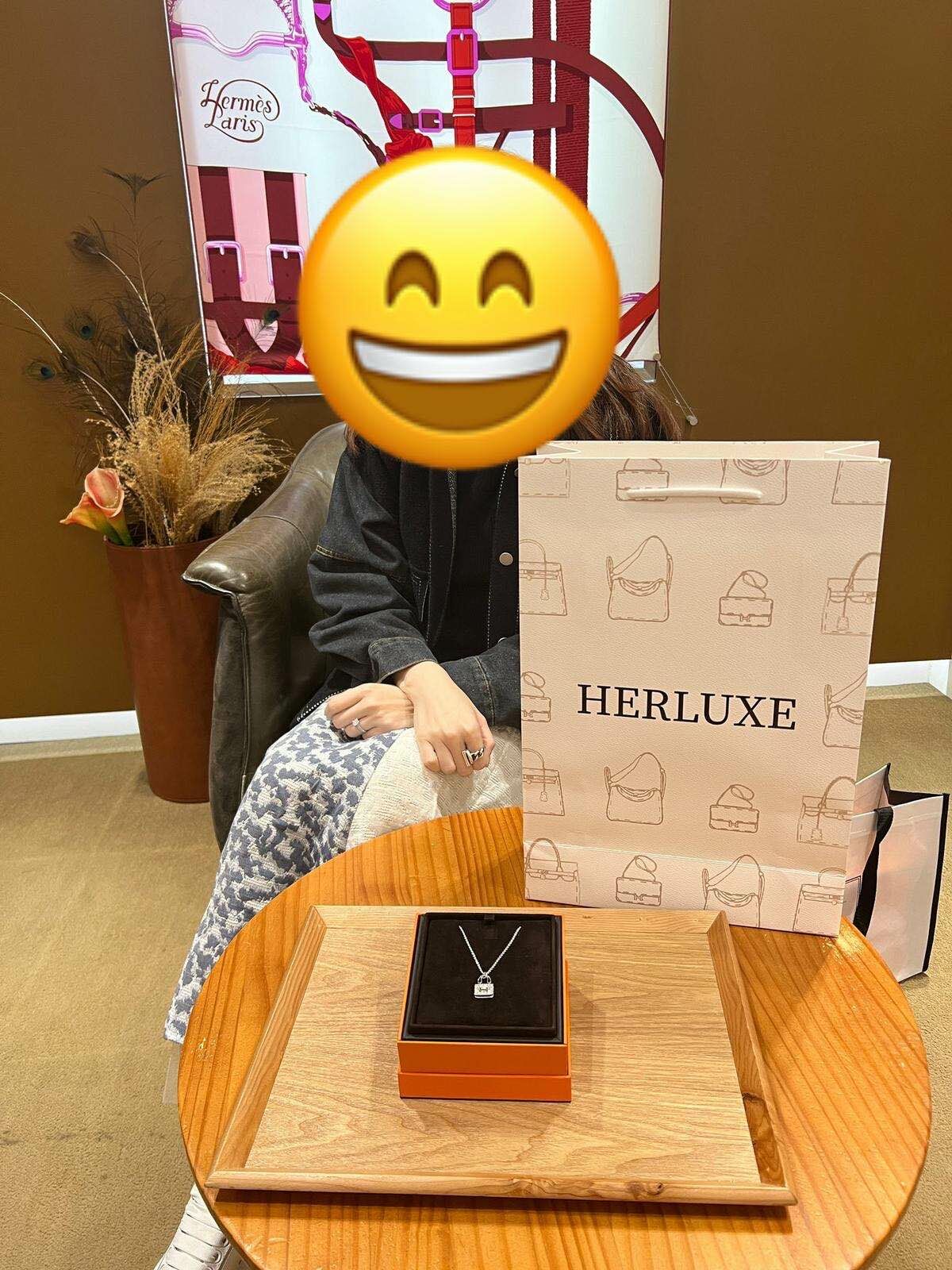 【 感謝支持 】熟客靚靚來買咗康康鑽石頸鏈🎉 一眼心動的款式😍 靚靚好眼光👍🏻 靚靚一直有關注HERLUXE新資訊📩 之前還幫襯我哋買咗Roulis mini同P18🥰 多謝你一直咁支持同信任我哋🫶💪