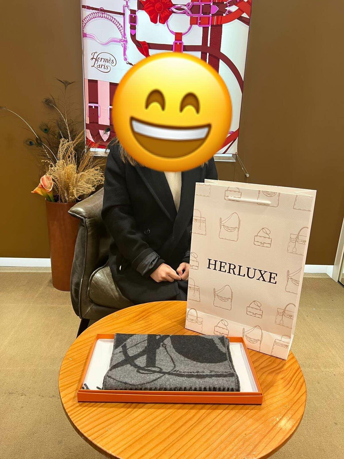 【 感謝支持 】爽快靚靚來pick up scarf🥳 呢個冬天靚靚戴著會好溫暖❤️‍🔥 多謝你嘅支持🫶