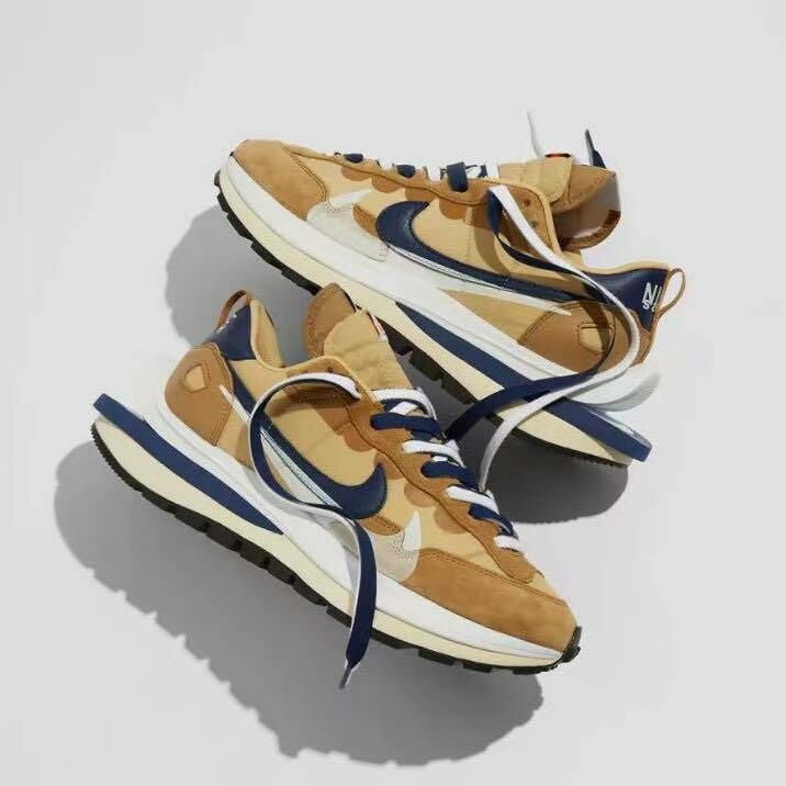KTQ STORE ‧  Sacai x Nike VaporWaffle 卡其棕 解構 DD1875-200
