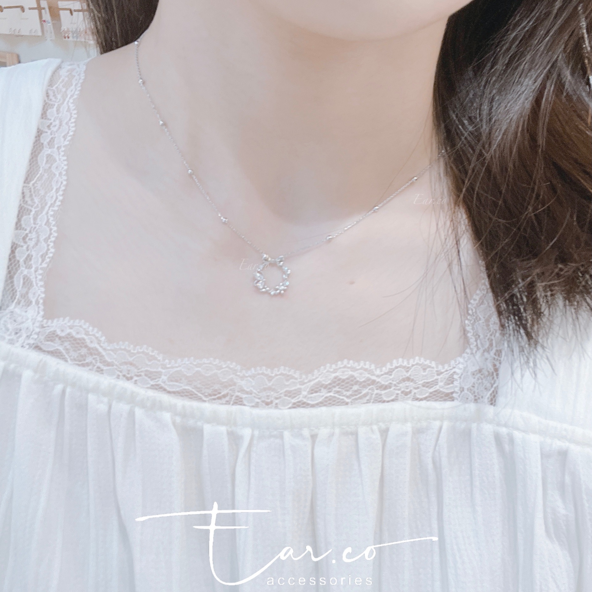 蝴蝶結拼小花蝴蝶花圈波波頸鏈