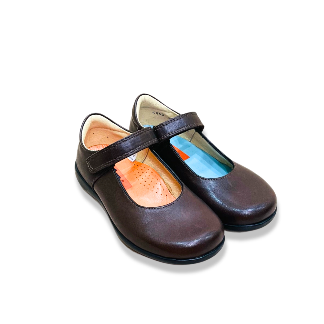 Petasil Bea 黑色學生皮鞋