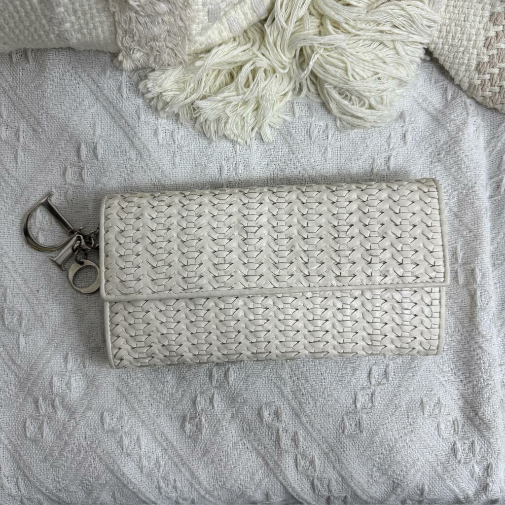 Dior wallet