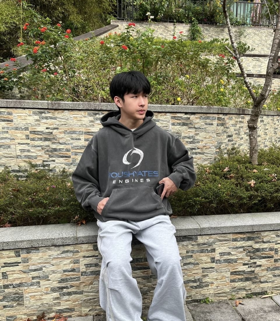 現貨🇰🇷韓國 ROUSHYATES 紮染 水洗 寬鬆 帽T